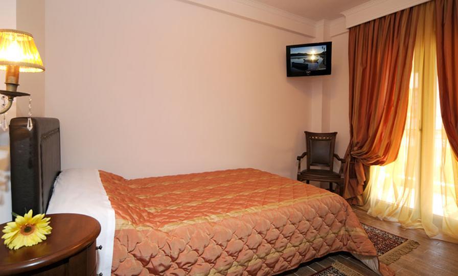 Guesthouse Konstantinos Bakaris Kastoria Habitación foto